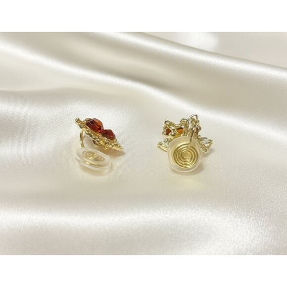 Clip on 1/2" comfort fit coil brown stone leaf earrings - Picture 4 of 4